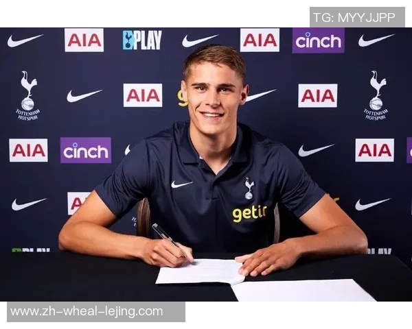 曼晚猜测谢什科重回首发,马奎尔伙伴约罗、德利赫特